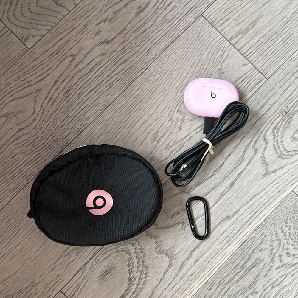 Pink Wireless Earbuds with Black Case Beats by Dre